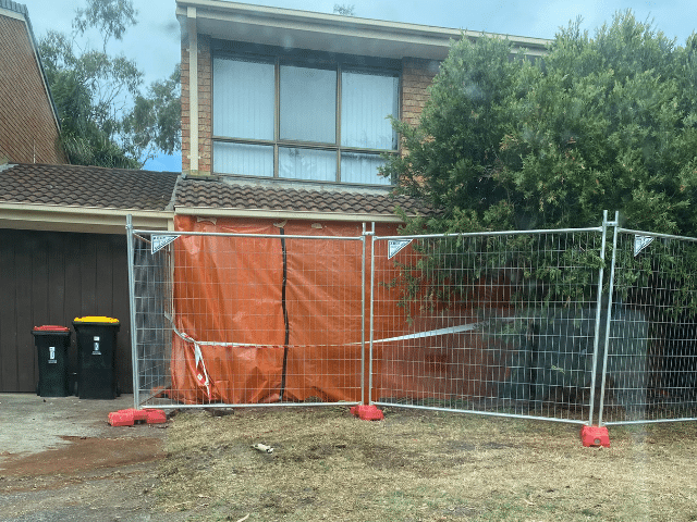 building collapse temporary fence